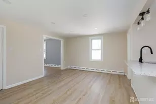 25 Dane St, Sayreville, NJ 08872 - Photo 13