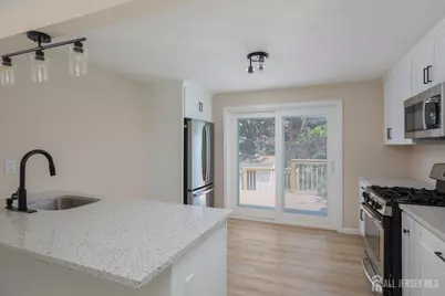 25 Dane Street, Sayreville, NJ 08872 - Photo 9