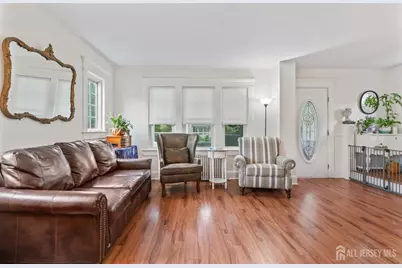 10 Lenox Avenue, Milltown, NJ 08850 - Photo 7