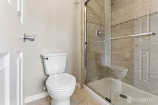 82 Bayberry Dr, Franklin Township, NJ 08873 - Photo 25