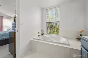 17 Parkside Dr, Jamesburg, NJ 08831 - Photo 17