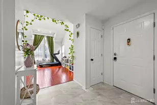 17 Parkside Dr, Jamesburg, NJ 08831 - Photo 3