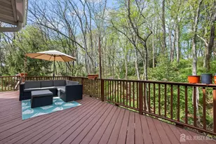 17 Parkside Dr, Jamesburg, NJ 08831 - Photo 25