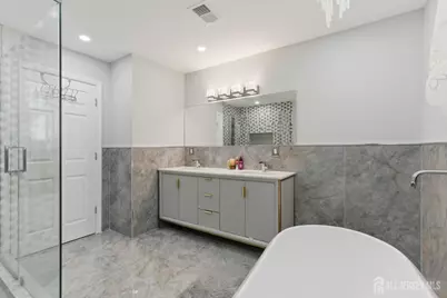 6 Whitewood Road, Edison, NJ 08820 - Photo 17
