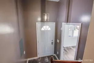 23 East St, South River, NJ 08882 - Photo 5