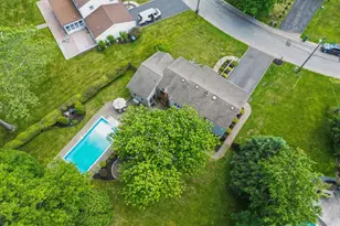 18 Mary Ellen Dr, Edison, NJ 08820 - Photo 49