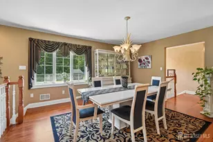 18 Mary Ellen Dr, Edison, NJ 08820 - Photo 11