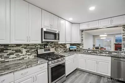 37 Upperbrook Court, Sayreville, NJ 08859 - Photo 19