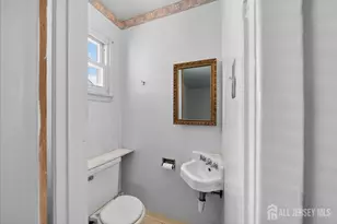 27 Concannon Dr, Fords, NJ 08863 - Photo 17