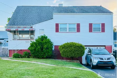 27 Concannon Drive, Fords, NJ 08863 - Photo 1