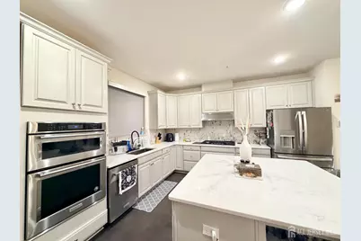 338 South Drive, North Brunswick Township, NJ 08902 - Photo 9