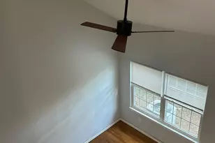 28 Renaissance Ln, New Brunswick, NJ 08901 - Photo 5