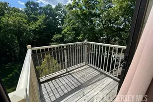 22 Ayres Ct, East Brunswick Township, NJ 08816 - Photo 7