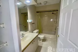 93 Longfield Ct, East Brunswick Township, NJ 08816 - Photo 11