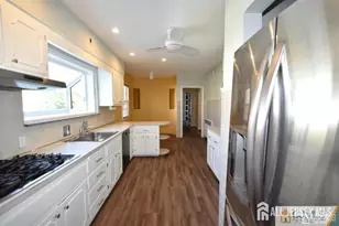 195 New York Ave, New Brunswick, NJ 08901 - Photo 13