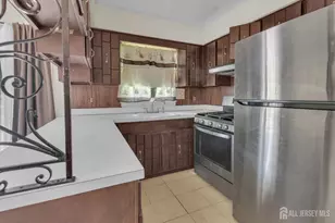 18 Foley Ave, Edison, NJ 08820 - Photo 23