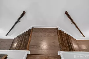 1810 Swales Ct, Monroe Township, NJ 08831 - Photo 5
