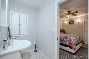 16 Neptune Ct, Franklin Township, NJ 08873 - Photo 23