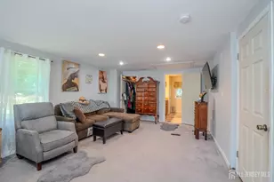 16 Neptune Ct, Franklin Township, NJ 08873 - Photo 29