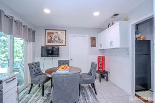 16 Neptune Ct, Franklin Township, NJ 08873 - Photo 21
