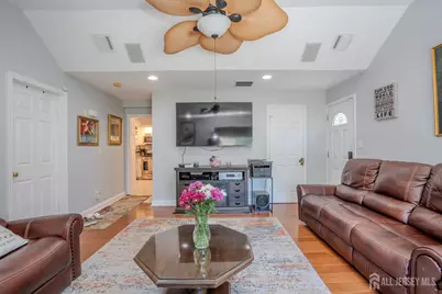 16 Neptune Court, Franklin Township, NJ 08873 - Photo 27