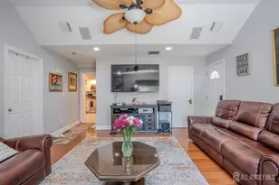 16 Neptune Ct, Franklin Township, NJ 08873 - Photo 27