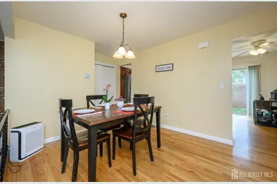 171 Howell Avenue, Fords, NJ 08863 - Photo 7