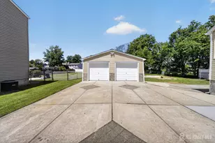 103 Minna Ave, Avenel, NJ 07001 - Photo 3