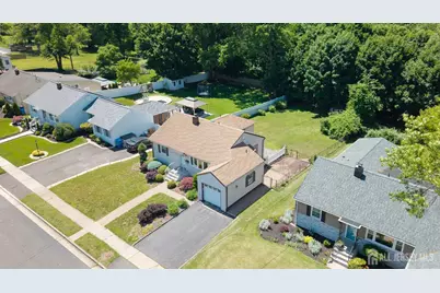 421 Melrose Avenue, Middlesex, NJ 08846 - Photo 7