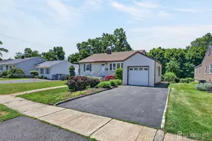 421 Melrose Ave, Middlesex, NJ 08846 - Photo 5