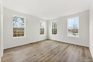86 Depot Wy, Dunellen, NJ 08812 - Photo 15