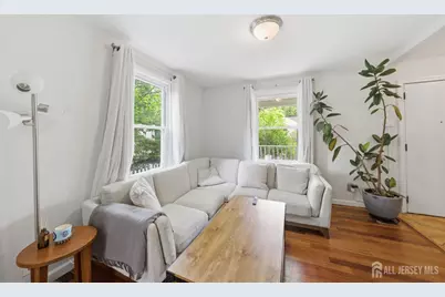 200 S 7th Avenue S, Highland Park, NJ 08904 - Photo 9