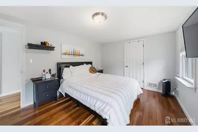 200 S 7th Avenue S, Highland Park, NJ 08904 - Photo 13