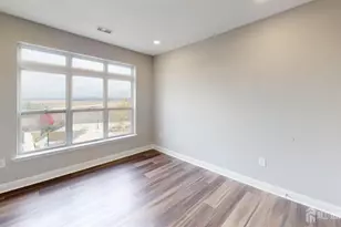 6301 Fernandez Ct, Sayreville, NJ 08859 - Photo 33