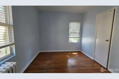 62 Georges Road, New Brunswick, NJ 08901 - Photo 5