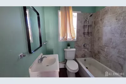 62 Georges Road, New Brunswick, NJ 08901 - Photo 3