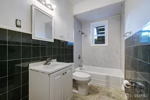409 Ogden Pl, Perth Amboy, NJ 08861 - Photo 7