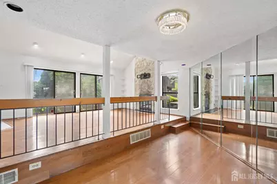 516 Westgate Drive, Edison, NJ 08820 - Photo 9