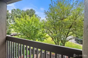 516 Westgate Dr, Edison, NJ 08820 - Photo 27