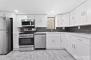258 Randolph St, Carteret, NJ 07008 - Photo 7