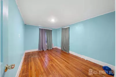 88 Woodbridge Avenue, Sewaren, NJ 07077 - Photo 3