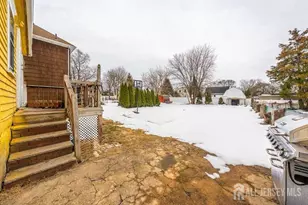 88 Woodbridge Ave, Sewaren, NJ 07077 - Photo 19