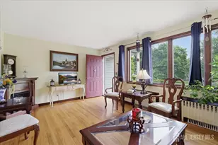 33 Ellison Rd, Franklin Township, NJ 08873 - Photo 3