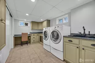 1430 Kearney Dr, North Brunswick Township, NJ 08902 - Photo 37