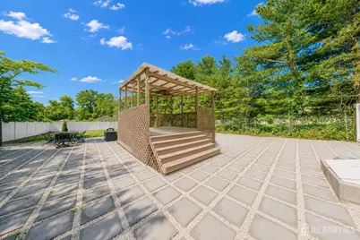 377 W Park Avenue W, Oakhurst, NJ 07755 - Photo 37