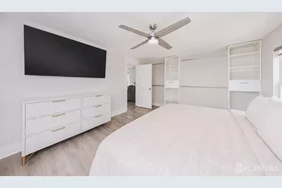 377 W Park Avenue W, Oakhurst, NJ 07755 - Photo 25