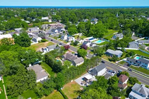 377 W Park Ave W, Oakhurst, NJ 07755 - Photo 9