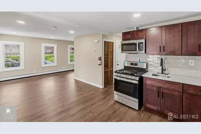 1648 Essex Street #2, Middlesex, NJ 08901 - Photo 9