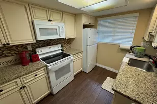 186 Newport Rd, Monroe Township, NJ 08831 - Photo 3