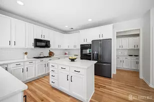 51 Hartlander St, East Brunswick Township, NJ 08816 - Photo 17